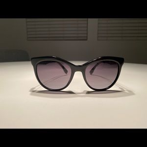 Fendi Cat Eye sunglasses